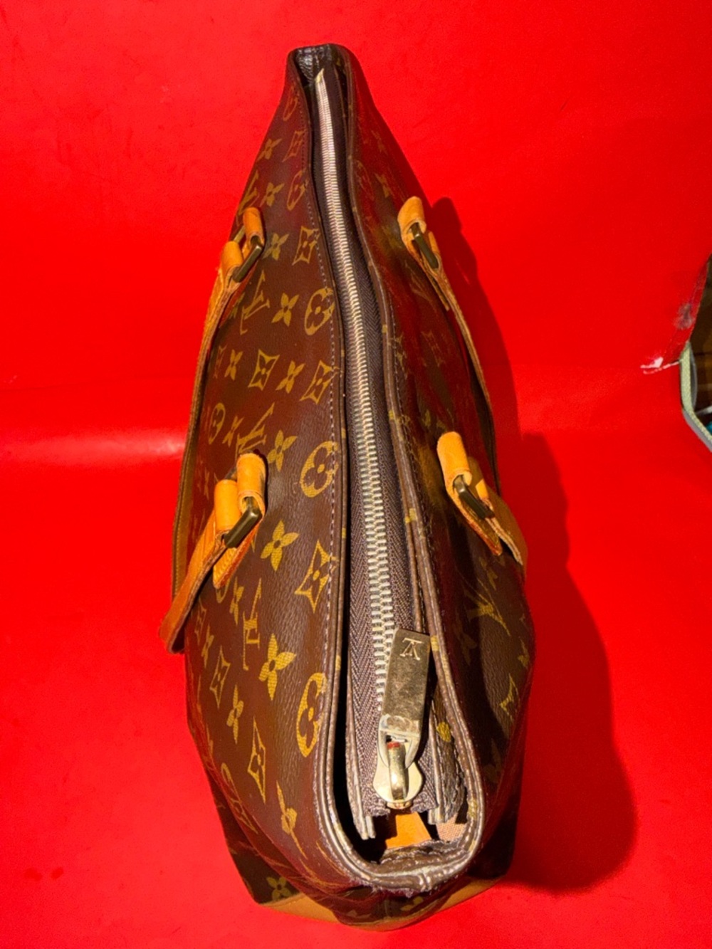 Louis Vuitton Cabas Mezzo Monogram Shoulder Bag - Picture 6 of 13
